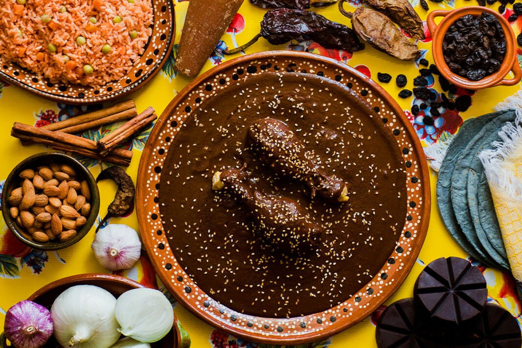 Poznaj 7 odmian meksykańskiego mole z Oaxaci