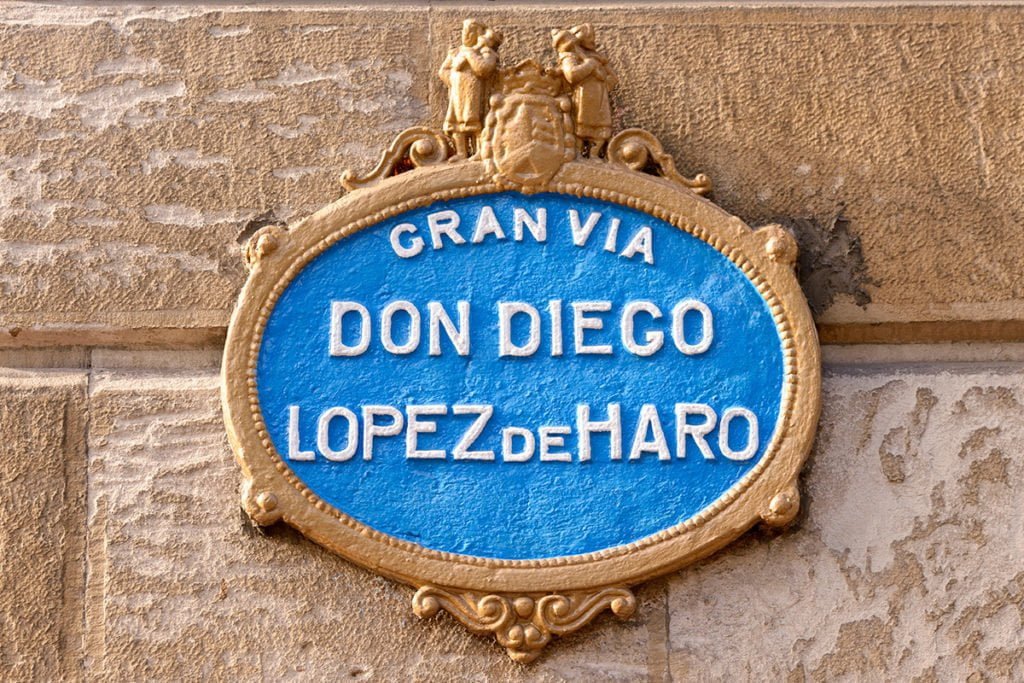 Ulica Gran Vía de Don Diego López de Haro w Bilbao