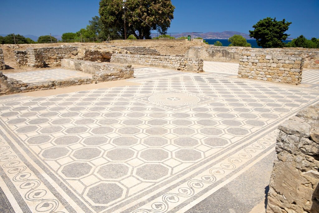 W ruinach niektórych domów w Ampurias nadal widać pozostałości mozaiki