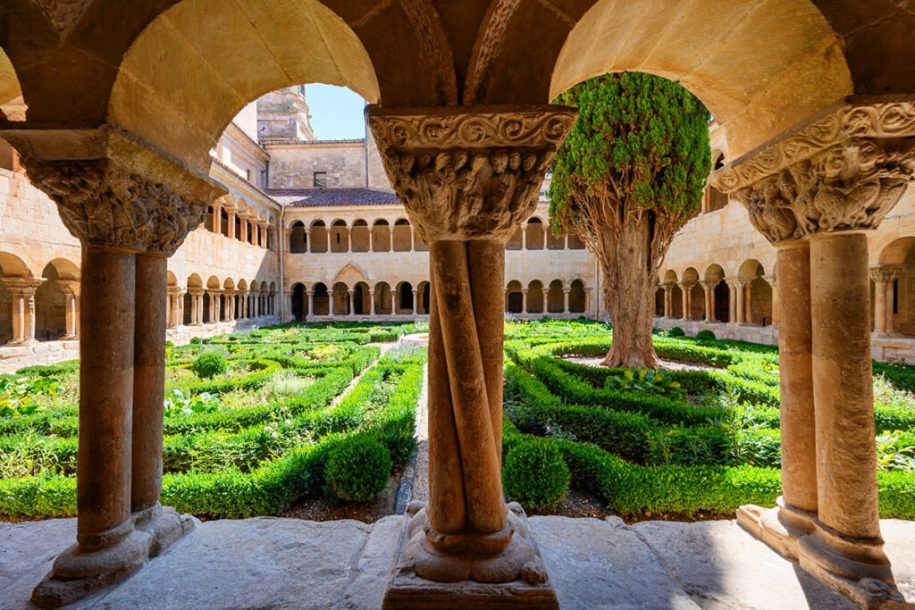 Santo Domingo de Silos - Hiszpańska gmina i opactwo (Kastylia i León)