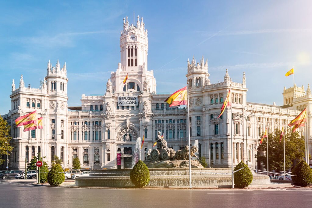 Plaza de Cibeles - najbardziej kultowy plac w Madrycie!