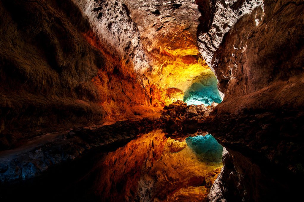 Za projekt niezwykłego oświetlenia jaskini odpowiadał Jesús Soto