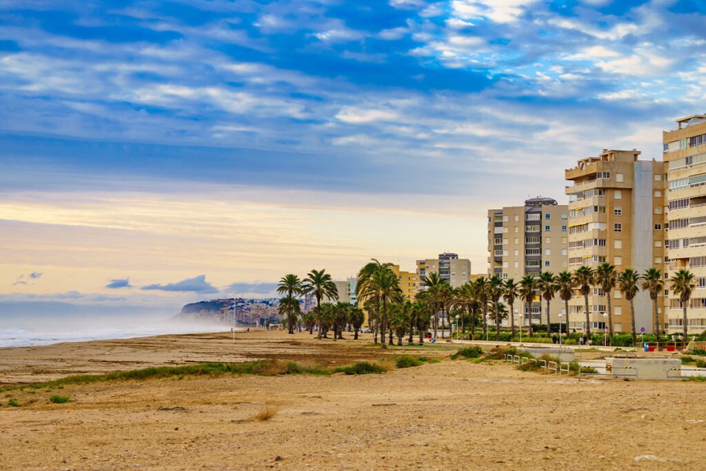 La playa del Saladar Urbanova