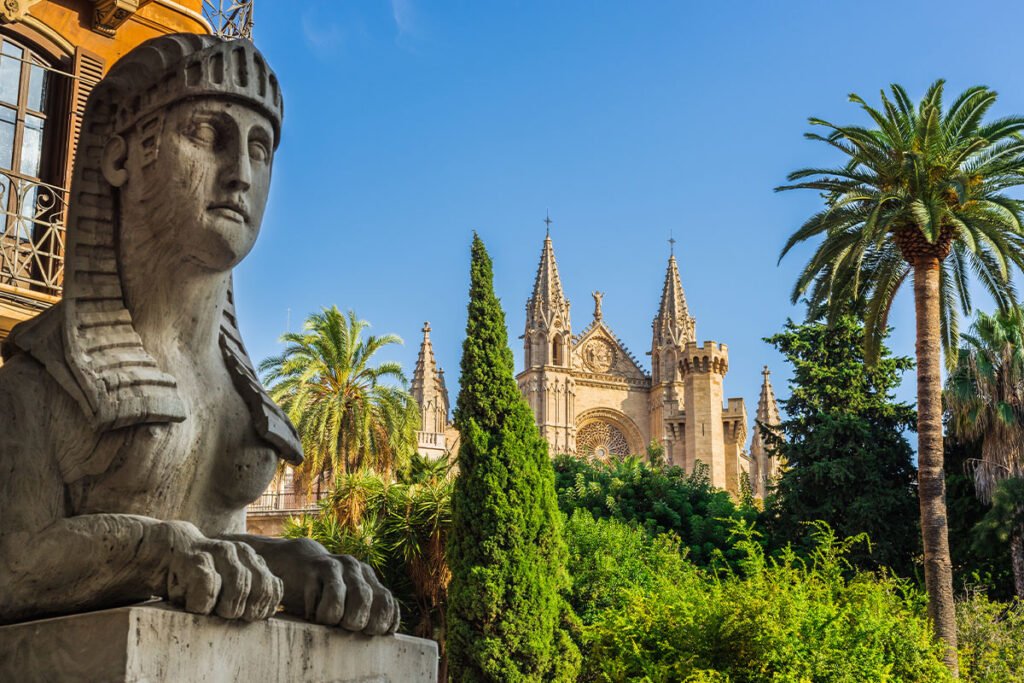 Rozpoczęcie budowy katedry La Seu w Palma de Mallorca miało miejsce w 1229 roku.