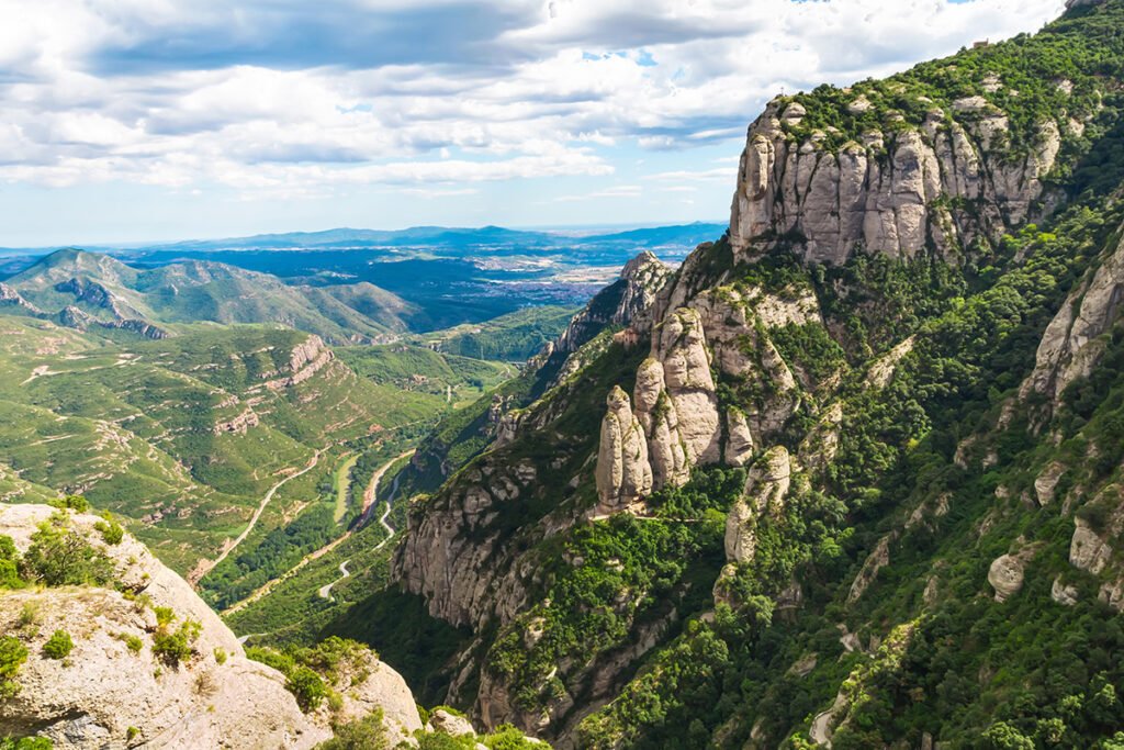 Park naturalny Montserrat - okolice masywu Montserrat