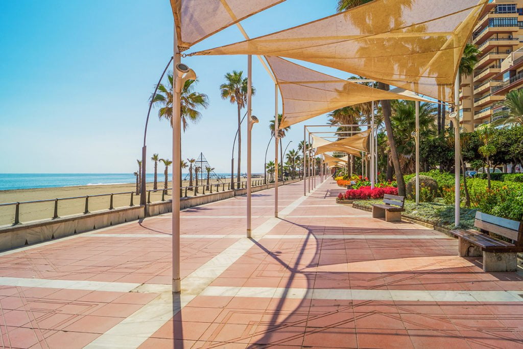 Promenada i plaża Playa de la Rada, Estepona