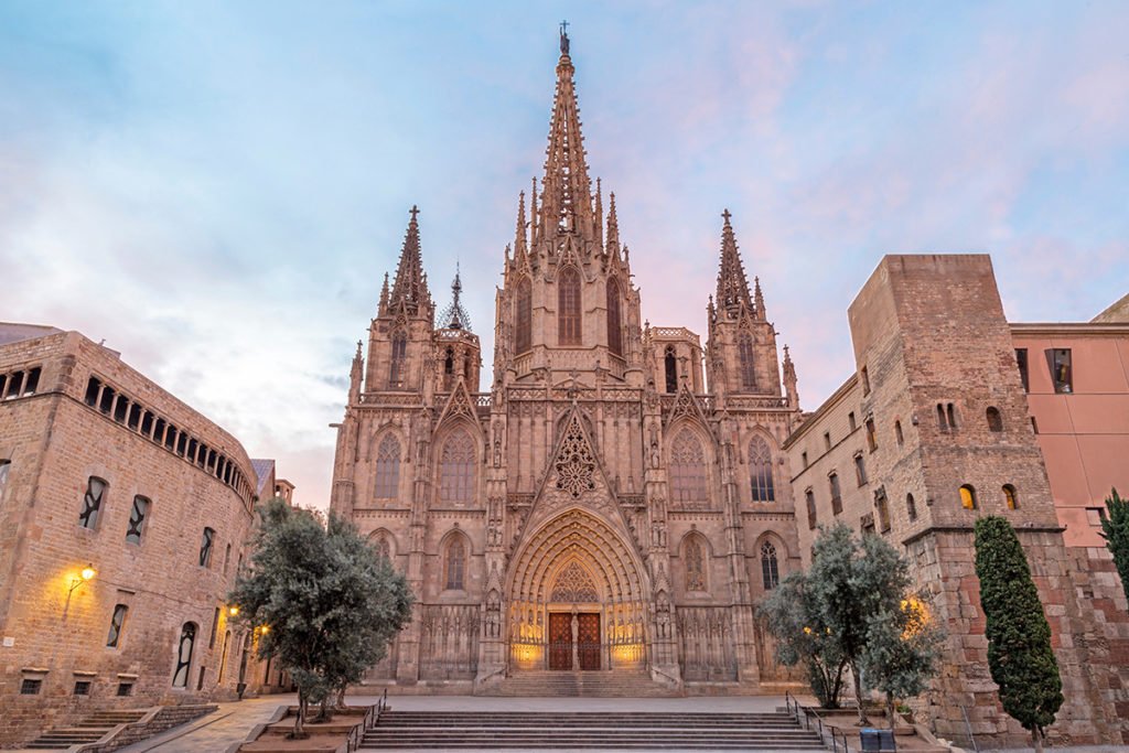 Katedra św. Eulalii w Barcelonie, Dzielnica Gotycka (Barrio Gótico)