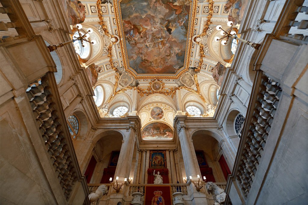 Wnętrza Palacio Real de Madrid