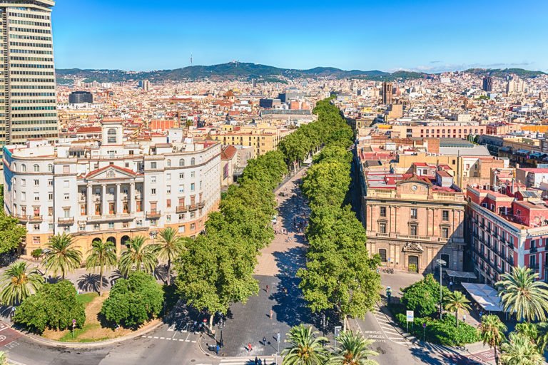 La Rambla – najsłynniejszy deptak w Barcelonie