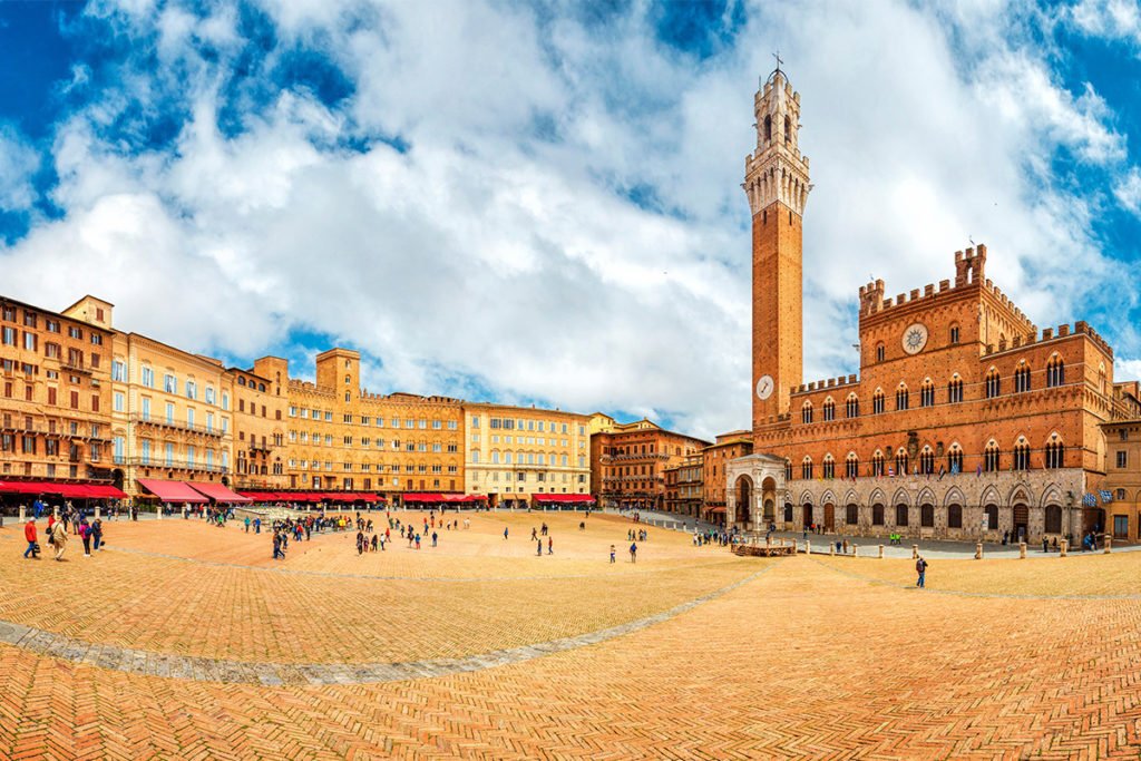 Historyczne Centrum Sieny i plac Piazza del Campo