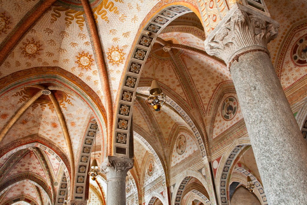 Wnętrze Bazyliki Santa Maria delle Grazie w Mediolanie