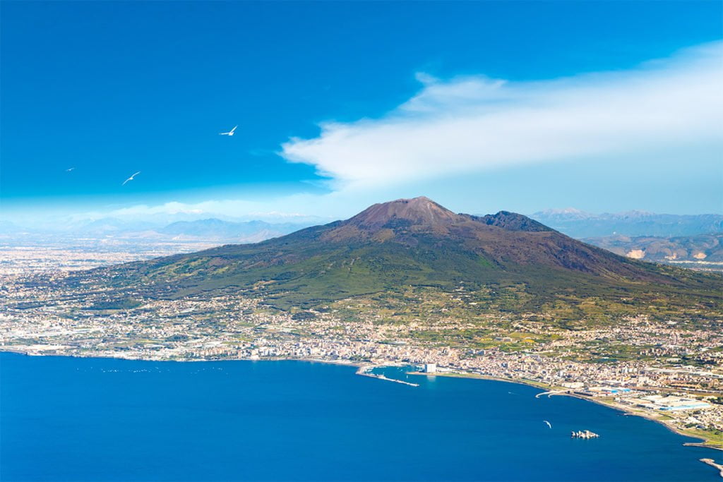 Wulkan Wezuwiusz w Neapolu