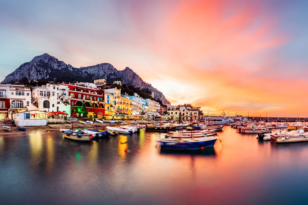 Wyspa Capri to wymarzone miejsce na wakacje pełne różnorodnych atrakcji