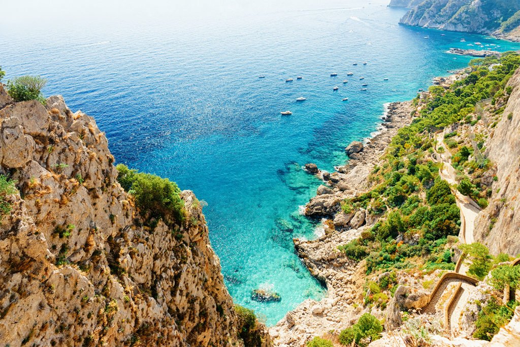 Marina Piccola to najpopularniejsza z plaż na Capri