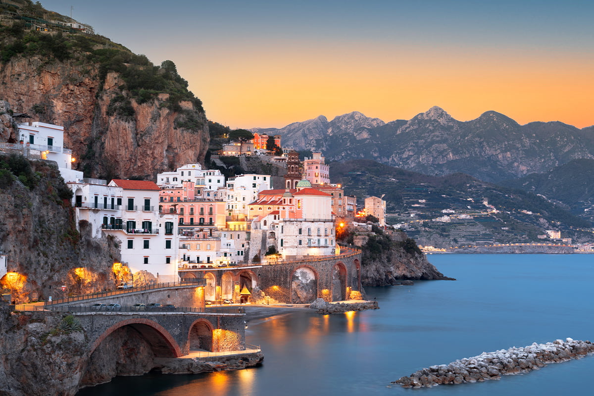 Klimatyczne Miasteczka Na Wybrze u Amalfi