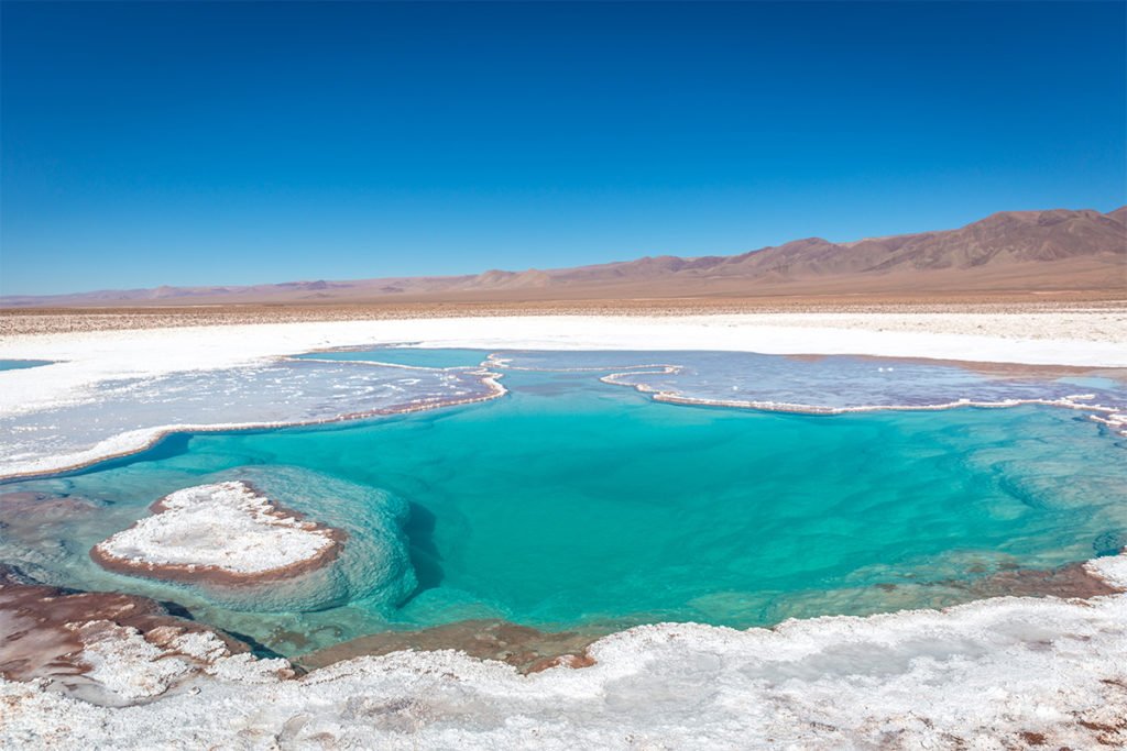 Jedna z lagun Baltinache na pustyni Atacama