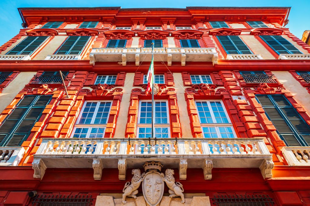 Palazzo Reale czy Palazzo Ducale to nie jedyne pałace w mieście