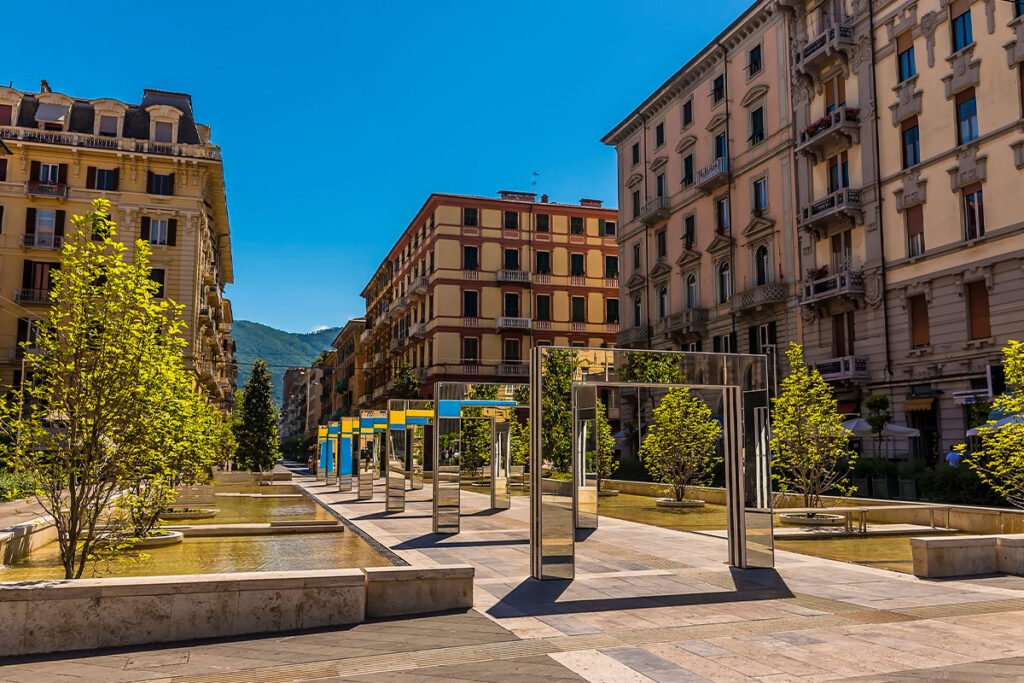 Piazza Giuseppe Verdi w La Spezii