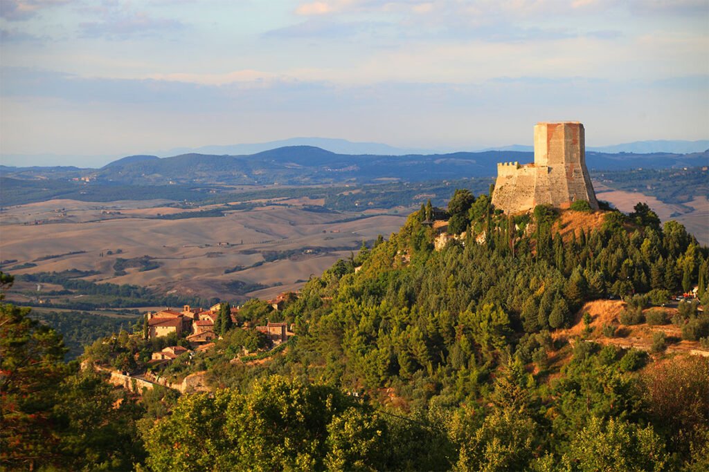 Całą dolinę ze względu na jej bogactwo kulturalne i krajobrazowe wpisano na listę UNESCO