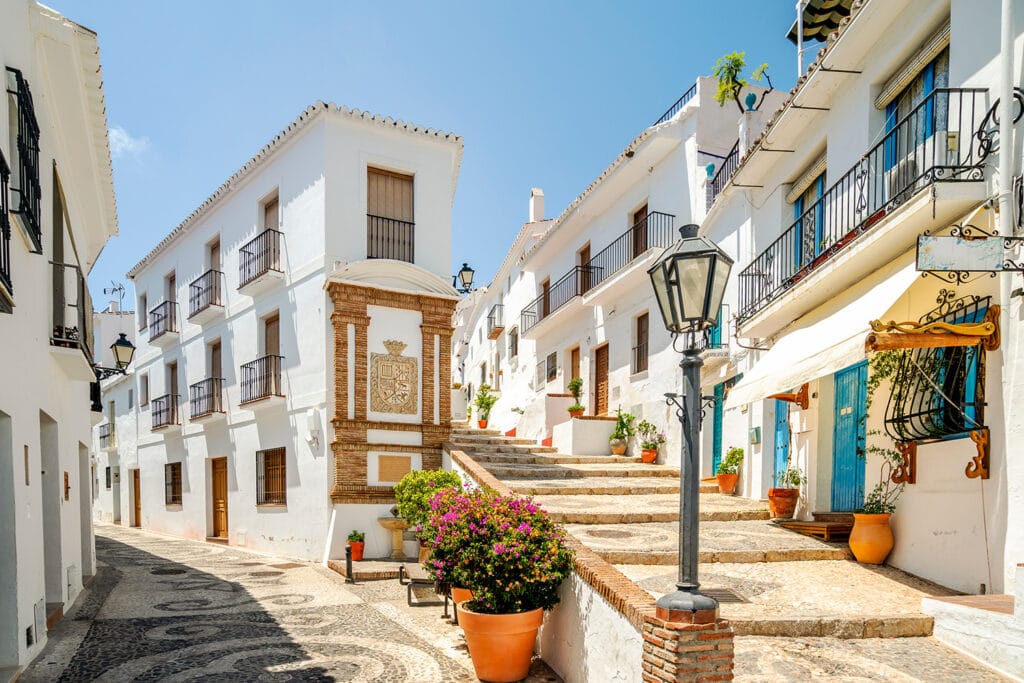 Frigiliana – jedno z hiszpańskich, białych miasteczek.