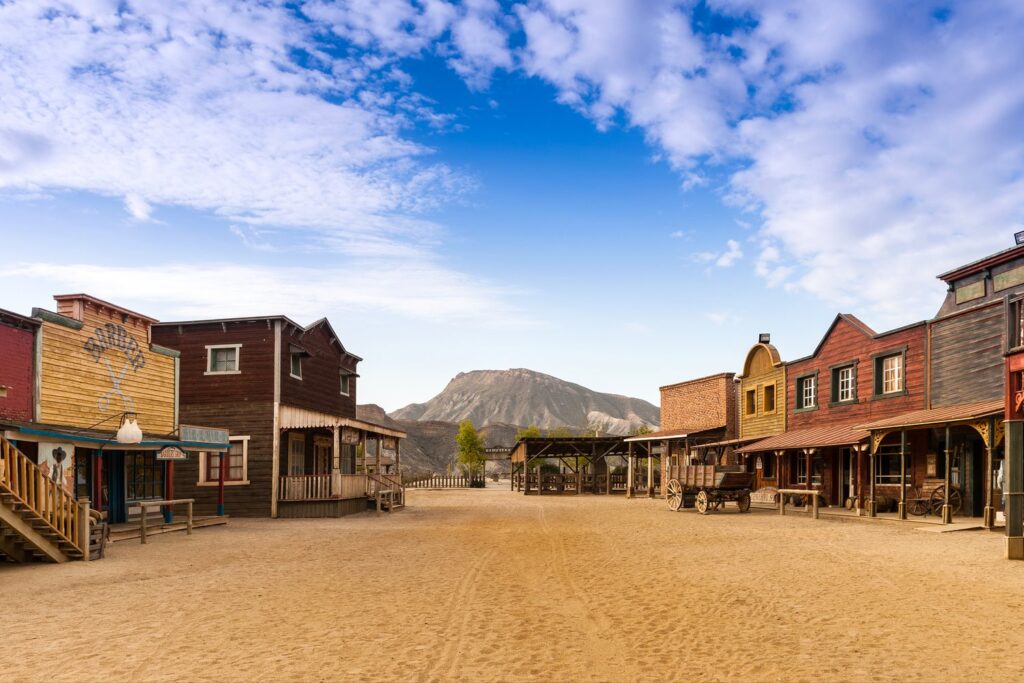 Westernowe miasteczko w parku Oasys Mini Hollywood na pustyni Tabernas