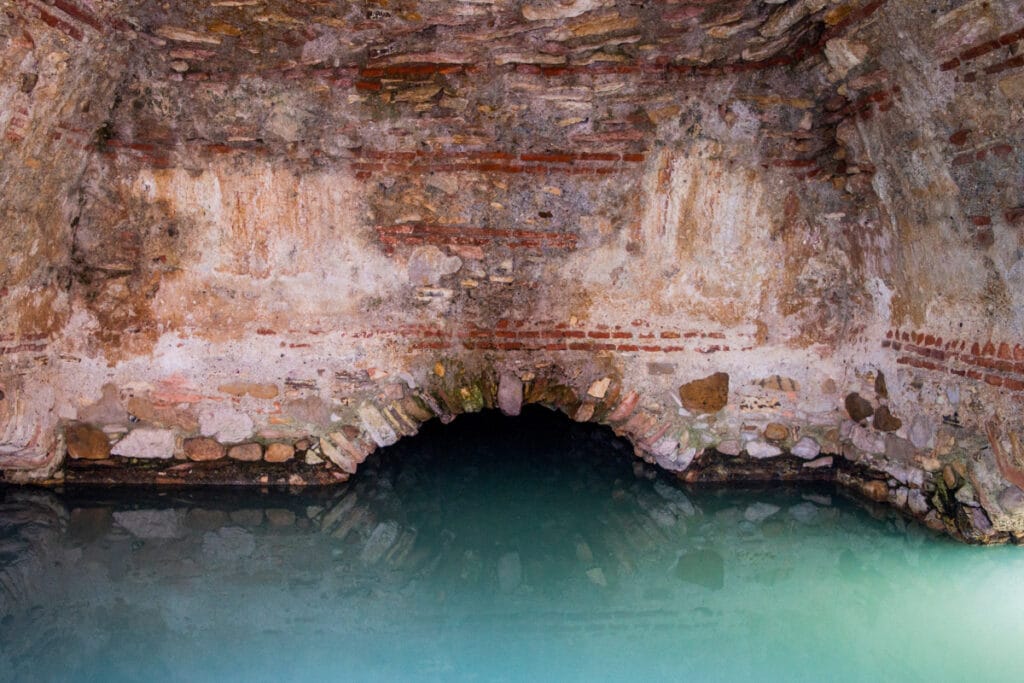 Baños de la Hedionda niedaleko Casares