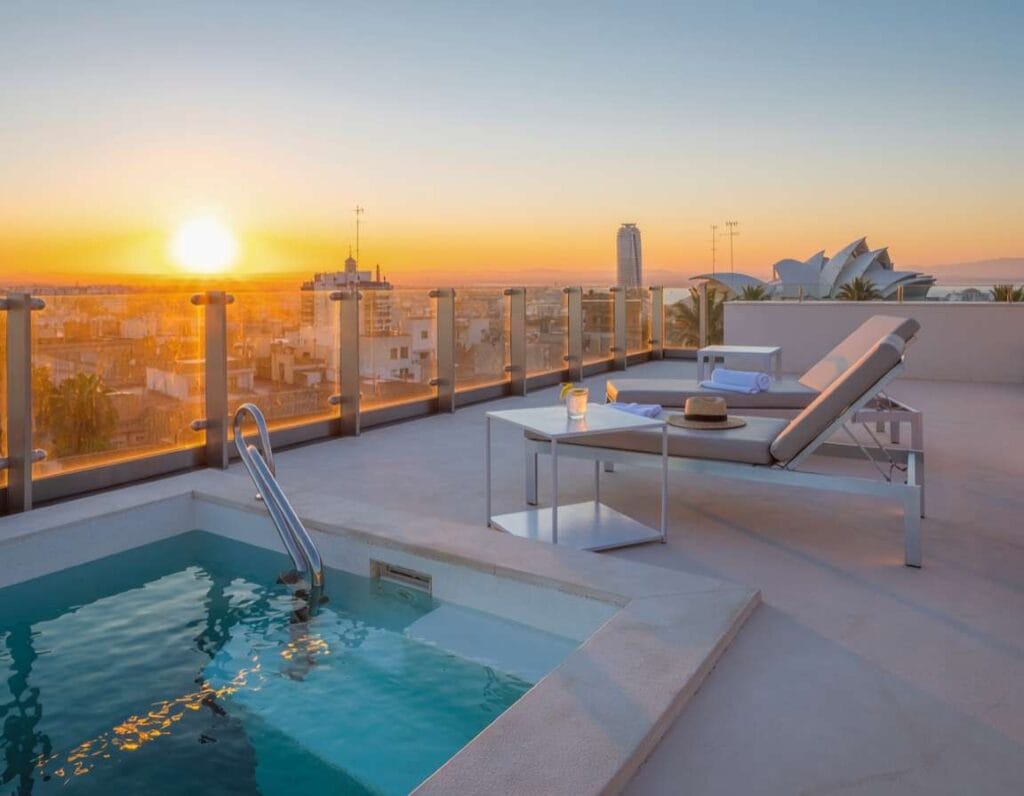 Barceló Valencia oferuje komfortowy nocleg blisko Miasta Sztuki i Nauki. Zdjęcie wygenerowane przez AI.