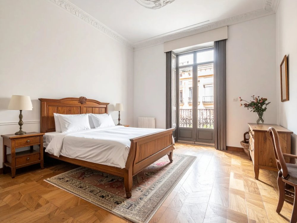 Klasyczny pokój w hotelu przy dworcu Atocha w Madrycie. Zdjęcie wygenerowane przez AI.